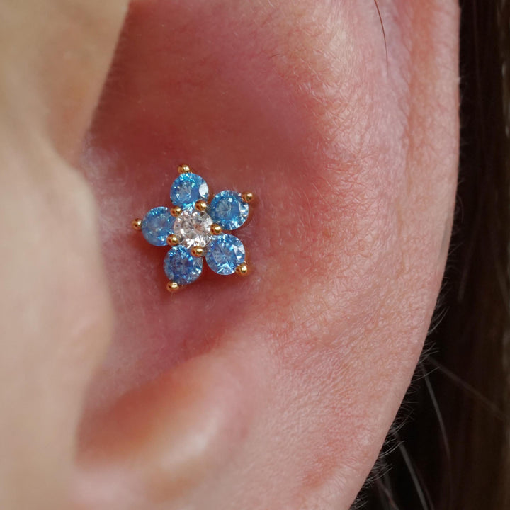 aquamarine conch stud earring