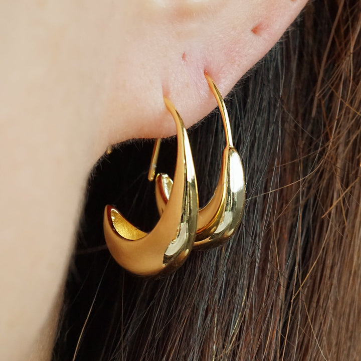 boat earrings