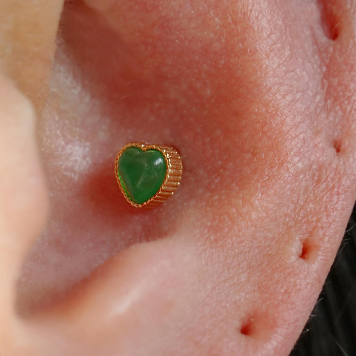 Emerald Flat Back Heart Earrings