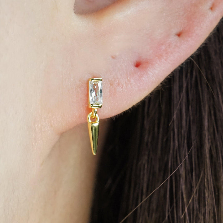 spike stud earrings 