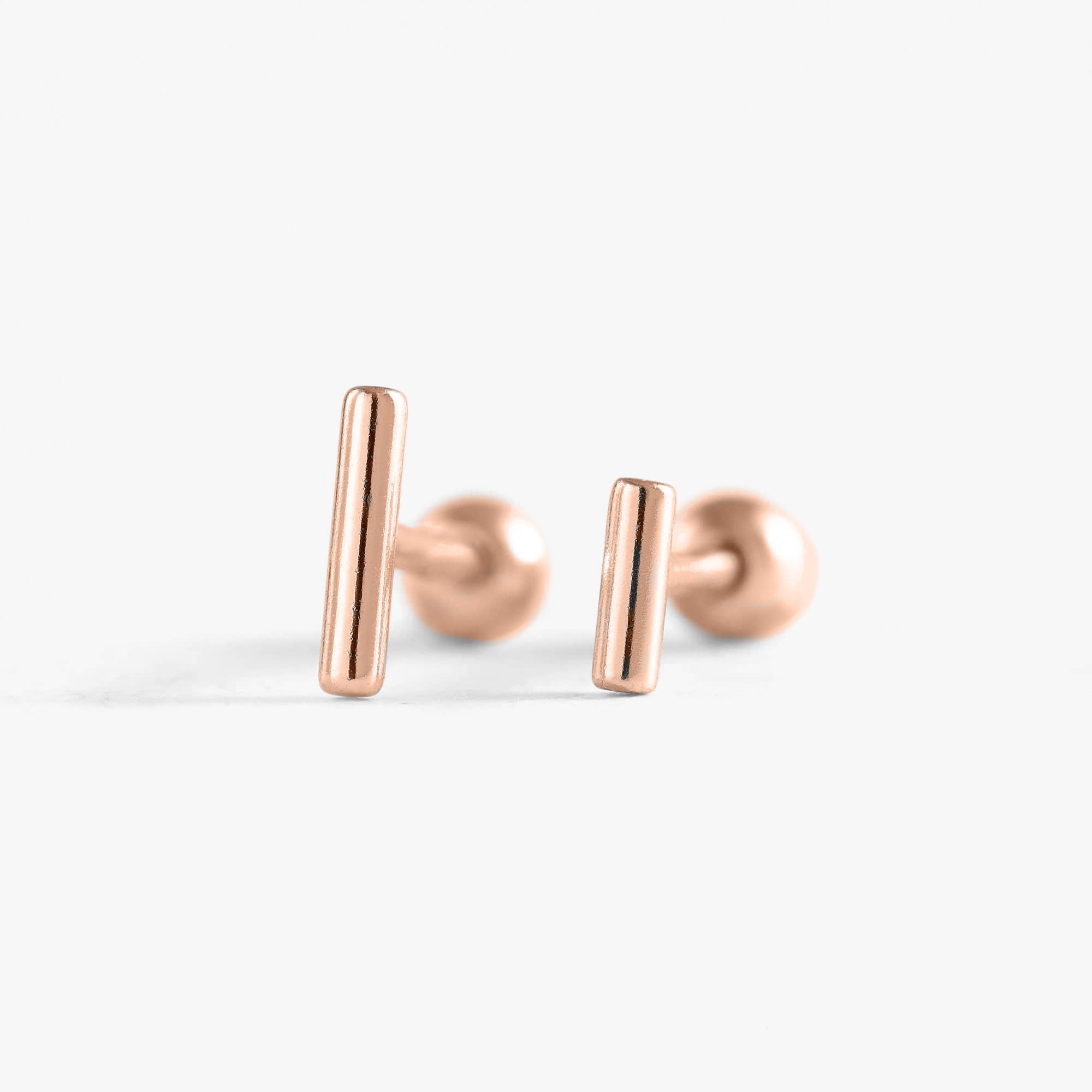 18g deals stud earrings